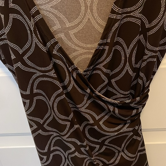 Brown wrap around top - Picture 3 of 4